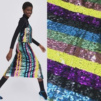 Nouveau tissu à paillettes rayé coloré, tissu à paillettes rayé, tissu à sequins pour robe de femme, robe de créateur