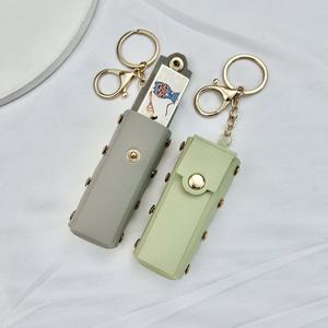 กระเป๋าเก็บพวงกุญแจรูปปากสีแดงแบบพกพาสะดวกกระเป๋าหนังสุดสร้างสรรค์พวงกุญแจรถ - Product Image 6