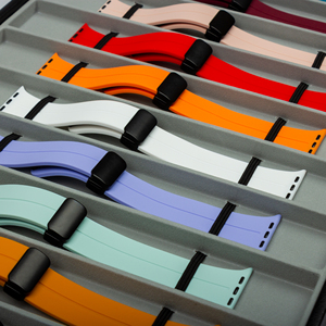 Hot Sale Comfortable Luxury Magnetic <strong>Buckle</strong> Silicone Comfortable to Wear Suitable for IWatch Series <strong>Watch</strong> <strong>Strap</strong> - Product Image 2