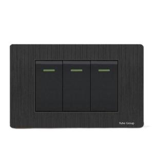 Panel de PC con enchufe universal estándar, doble puerto USB tipo C, interruptor de luz y enchufe de pared para oficina. - Product Image 4