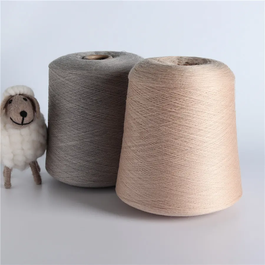Fil de laine de raphia super fin, 30nm/2 100%, fil de laine mérinos, peigné, luxueux, doux naturel, laine de mouton sur cône pour chaussettes de pull