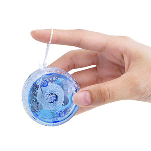 Jouet <span class=keywords><strong>yoyo</strong></span> magique avec logo personnalisé, <span class=keywords><strong>yoyo</strong></span> en plastique de haute qualité, <span class=keywords><strong>yoyo</strong></span> lumineux réactif, <span class=keywords><strong>yoyo</strong></span> professionnel pour le sport - Product Image 5