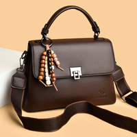 Sacs à main pour femmes élégants et décorés de pendentifs, sacs à bandoulière de mariage personnalisés de haute qualité en cuir de kangourou pour femmes