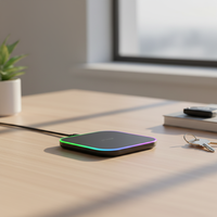 Chargeur sans fil rapide compact 7W 15W en stock avec design portable