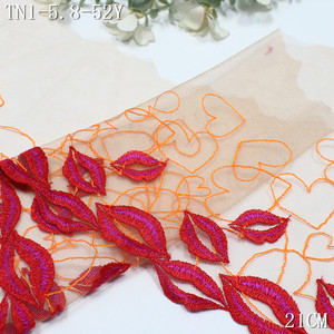 Tessuto in <span class=keywords><strong>Tulle</strong></span> Ricamato 21cm con Motivi di Labbra Rosse e Cuori per Lingerie Romantica - Product Image 6