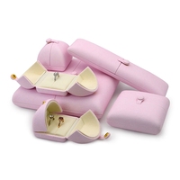 Coffret à bijoux en cuir synthétique à deux portes, doublure en peluche crème avec bouton, logo personnalisé sérigraphié, stock usine