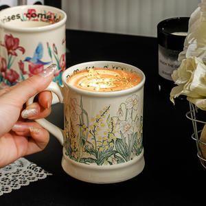 Taza de Cerámica Premium Estilo Pintura al Óleo Retro con Diseño de Campanilla, Taza de Café para <span class=keywords><strong>Mujeres</strong></span>, Hogar y Oficina - Product Image 3