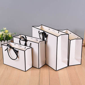 Bolsa de Papel Resistente con Asa Larga de Lujo Moderno para Empaque Diario, Bolsas de Papel para Joyería con Logotipo - Product Image 3
