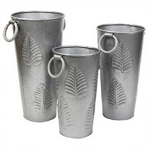 Jardinières hautes cylindriques en fer de qualité exclusive avec poignée pour la décoration de salon à la maison jardinière de fleurs galvanisées - Product Image 1