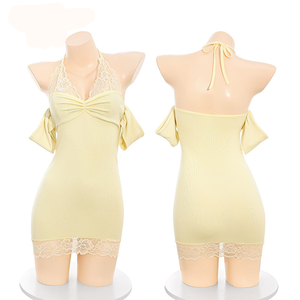 Une épouse charmante peut porter une nuisette qui met en valeur le décolleté, qui s'adapte au corps et qui s'adapte aux hanches, une lingerie sensuelle et pure et un dos nu. - Product Image 6