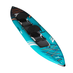 Kajakboot met complete set accessoires voor kajakavonturen en watersporten - Product Image 1