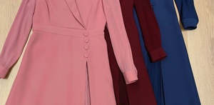 เสื้อผ้าผู้หญิงไซส์ใหญ่พิเศษ2025 3XL เดรสยาวครึ่งน่องสีฟ้าสีชมพูแดงคอปกหยักแฟชั่นฤดูใบไม้ร่วงฤดูหนาว - Product Image 4