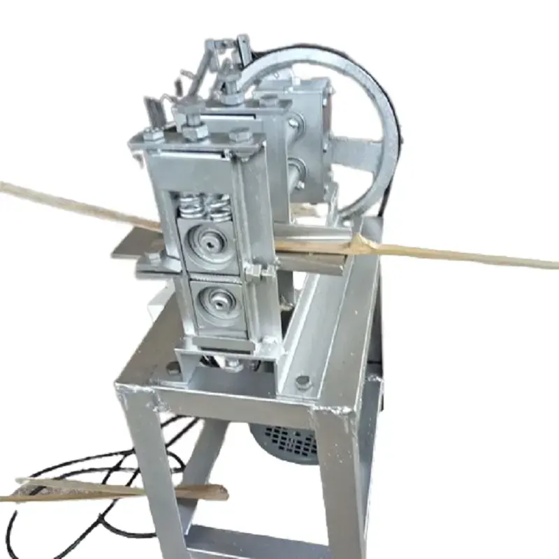 bamboo Strip Slicing Machine/Raw bamboo splitting machine/bamboo chips making machine