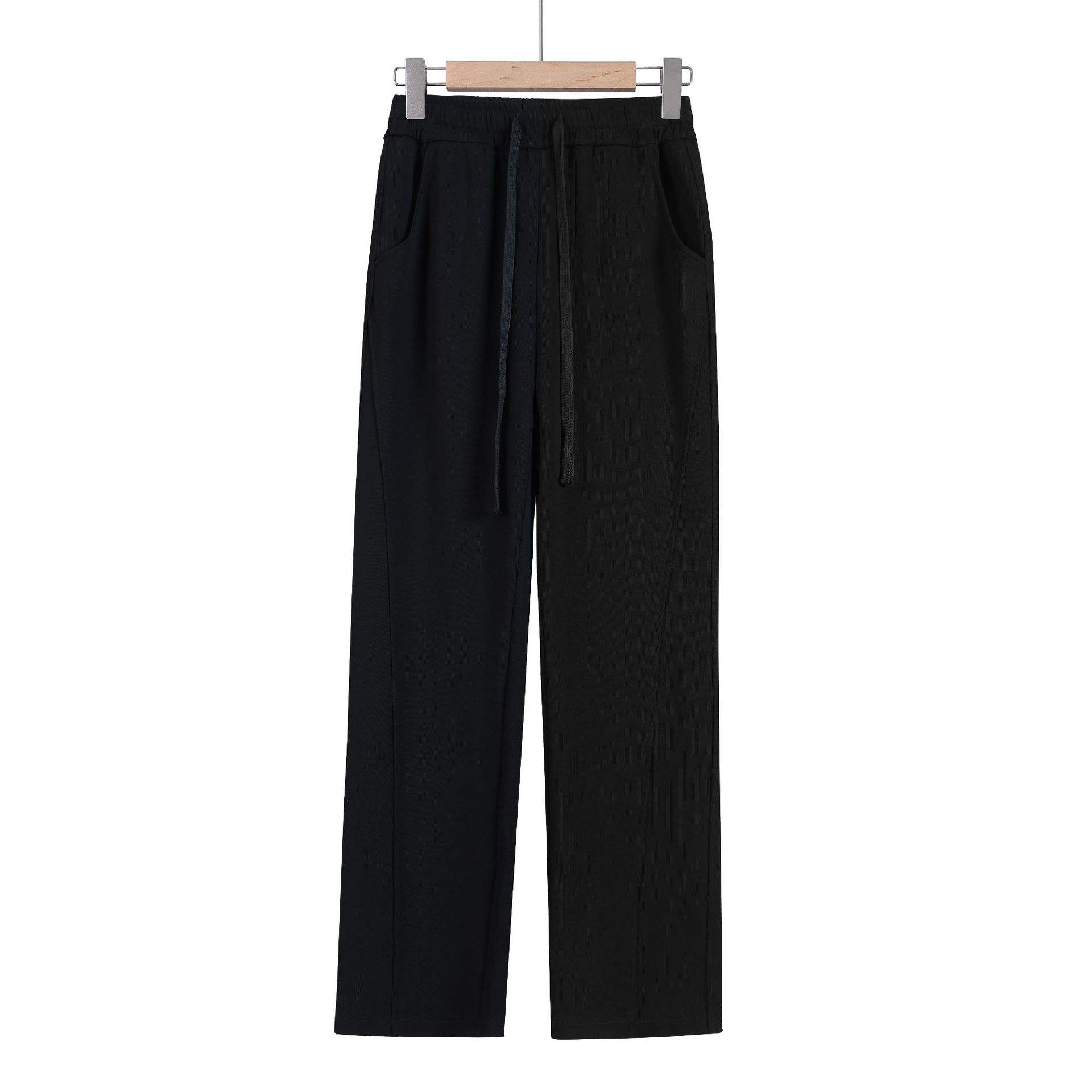 กางเกงขายาวสีดำ