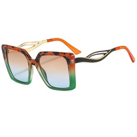 Nouvelles lunettes de lecture unisexes tendance œil de chat en PC à monture complète avec motif solide, adaptées aux visages en forme de losange et livraison rapide