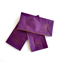 Sac d'emballage pour café à fond plat OEM, logo personnalisé, finition mate ou brillante, sac pour grains de café