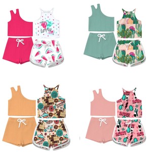 Yiwu Yiyuan Garment new born baby clothes spalla dritta set <span class=keywords><strong>di</strong></span> abbigliamento per bambini neonate <span class=keywords><strong>2</strong></span> style 9-12 <span class=keywords><strong>mesi</strong></span> abbigliamento baby set - Product Image 1