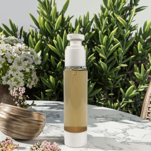 โทนเนอร์บำรุงผิวหน้า กลิ่นดอก<span class=keywords><strong>ส</strong></span>ายน้ำผึ้งและใบบัว 1000 กรัม <span class=keywords><strong>ส</strong></span>ำหรับผู้ผลิต (OEM) ขายส่ง ช่วยปลอบประโลมผิวและปรับ<span class=keywords><strong>ส</strong></span>ภาพผิวให้สมดุล พร้อมกระชับรูขุมขน - Product Image 3