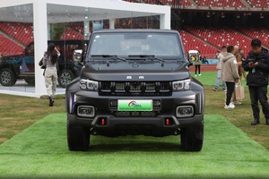 Coche barato <span class=keywords><strong>de</strong></span> China Beijing BJ40 SUV nuevo coche Beijing Bj80 USDE AUTO todoterreno vehículo BJ80 BJ60 BAIC BJ40 SUV nuevo Coche - Product Image 2