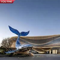 Sculpture de baleine géométrique YOUFIINE en acier inoxydable poli miroir pour la décoration des parcs et des places commerciales