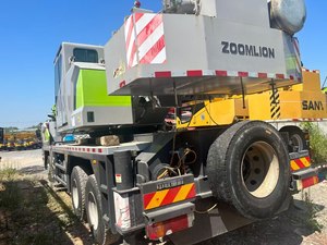<span class=keywords><strong>Zoomlion</strong></span> ztc500h552 50t Xe Tải Cẩu với 45M chính bùng nổ 61M JIB 1813kn M mô-men xoắn 248kw weichai động cơ 8*4 khung gầm bền vòng bi - Product Image 3