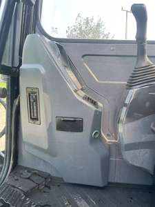 Excavadora SANY 60c Usada de Segunda Mano, Miniexcavadora de 6 Toneladas, Maquinaria de Construcción de Alta Calidad en Venta, Disponible en Stock - Product Image 5