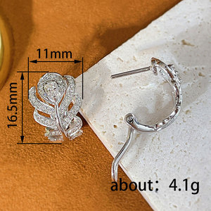 Orecchini a polsino con piume per donna, eleganti accessori per l'orecchio da indossare tutti i giorni - Product Image 6