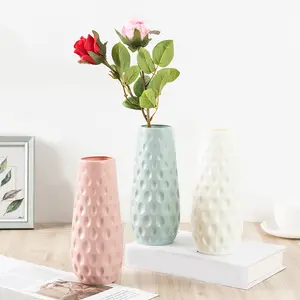 Пластиковая ваза для гостиной в скандинавском стиле