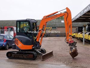 Excavadora Mini Hitachi ZX35 de Segunda Mano, Original, 3.5t, Motor Isuzu, Precio Económico en Shanghái, Pocas Horas de Uso - Product Image 3