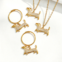 Ensemble de bijoux tendance en acier inoxydable entièrement serti de diamants, collier et bague, plaqué or 18 carats, design animal chien, cadeau de bijoux