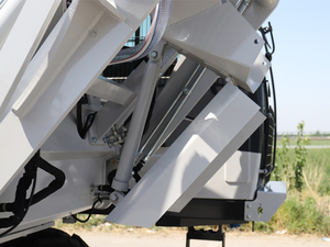 Camión Mezclador de Concreto Autocargable FMAN 2.6 Metros Cúbicos FM526SLA en Venta - Product Image 4