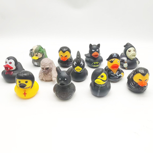 ゴシックサタニックダック ゴシックサイバーパンクパイロット ラバーパンクダック デコレーション ノベルティ ロックダッキー オーナメント ロックアンドロール ハロウィンオーナメント - Product Image 5