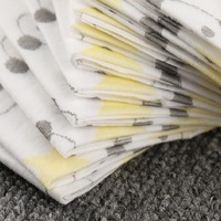 Bavoirs pour bébé personnalisés imprimés, jetables, en papier non tissé, réglables et respirants, pour les enfants, pour manger à la maison ou au restaurant