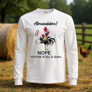 T-shirt promozionale a maniche lunghe con stampa 'Abracadabra Nope You're Still a Chicken' - Product Image 3