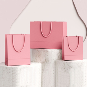 Bolsa de Regalo Ecológica con Asas de Cinta Reciclada, Bolsas de Papel para Empaque de Ropa para Mujer, Bolsa de Compras con Logotipo Impreso para Boutique - Product Image 5