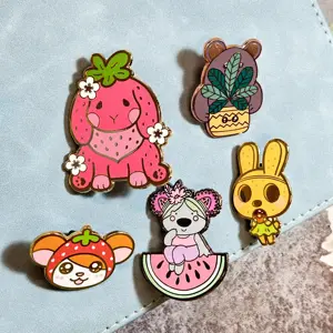 Wholesale Supply Luxury Quality Cute Enamel Pin Nickel Plating Custom Hard Enamel Pin