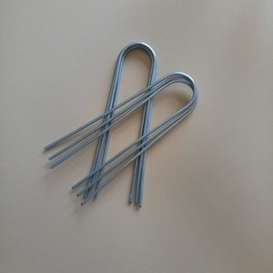 Clous de fixation au sol en U et goujons en acier de 3 mm pour l'ingénierie routière et ferroviaire - Product Image 1