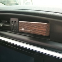 Diffuseur de parfum pour voiture à clipser sur grille d'aération – Assainisseur d'air pour habitacle automobile