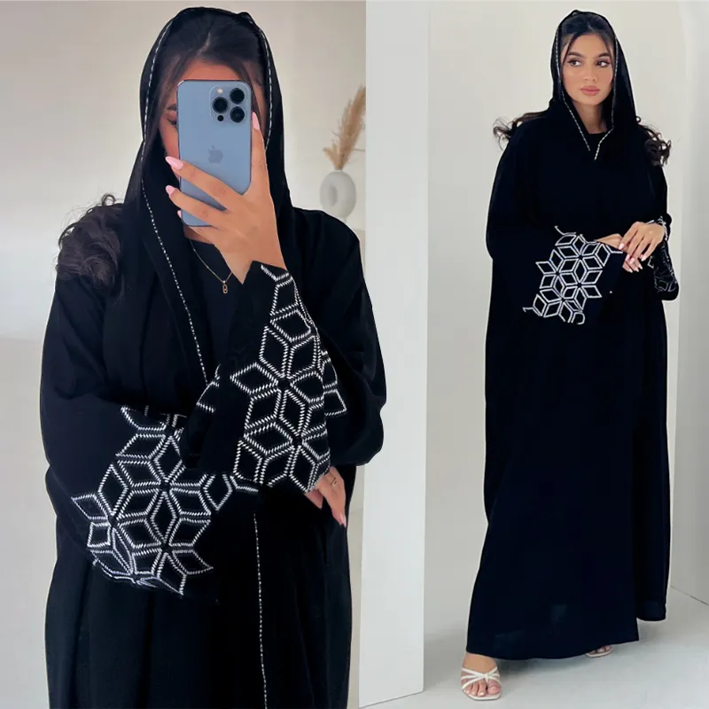 En kaliteli kadın siyah açık abaya dubai toptan islam giyim abaya başörtüsü ile kol nakış tasarımları