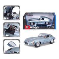 Bburago 1:8, Modelo de Auto Clásico de Metal, Coleccionable, con Diseño Realista, Ideal para Regalo