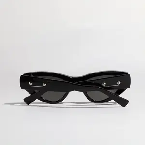 Modische rechteckige Katzenauge-Sonnenbrille 2024 Herren Damen Y2K Designer Luxus schmales Herz Dekoration Logo individuelle Brille