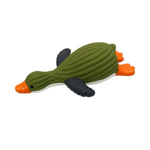 Simpatico giocattolo per cani a forma di anatra in lattice con un suono stridulo - Product Image 3