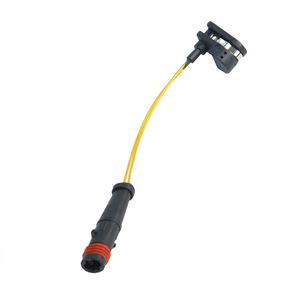 สายเซ็นเซอร์ผ้าเบรกหน้ารถเมอร์เซเดส-เบนซ์ เอส-คลาส W222 รุ่น 1715400617 อะไหล่สำหรับชุดซ่อมเบรก - Product Image 1