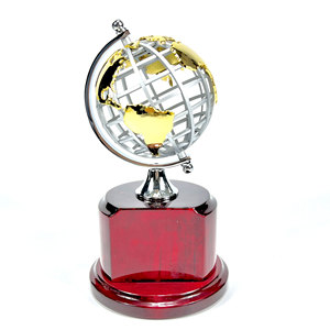 Hitop Piano <strong>Ball</strong> Red Wood Base Trophy Gold World <strong>Globe</strong> Metal Finished Solid Gift Box Sports Custom Souvenir Europe Plated HT-112 - Product Image 1