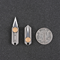 Couteau de poche EDC en alliage de titane véritable et laiton, léger, mini, petit, avec bouton-poussoir porte-clés