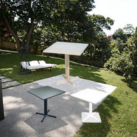 Table carrée moderne en acier au carbone pour cour intérieure et extérieure, idéale pour la salle à manger et comme mobilier de café