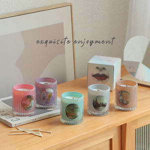 Vela perfumada de lujo sin humo de cera de soja para decoración del hogar con diseño de columna romana Retro al por mayor - Product Image 3