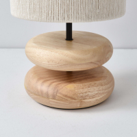 Lampe de table en bois massif de Style médiéval haut de gamme lampe de bureau créative pour salon étude chambre chevet avec une excellente atmosphère