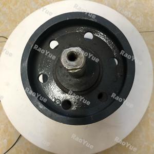 Brand New Zoomlion Harvester <b>Universal</b> <b>Parts</b> 4LZ-5.0 Upper Support Roller Assembly 6306 CD40ZQ.4A.3.4f - Product Image 4