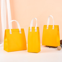 Sac isotherme portable en aluminium laminé non tissé pour la vente en gros de gâteaux au lait de thé pour la restauration